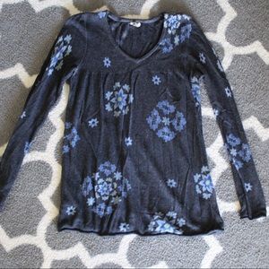 Cashmere floral long sleeve